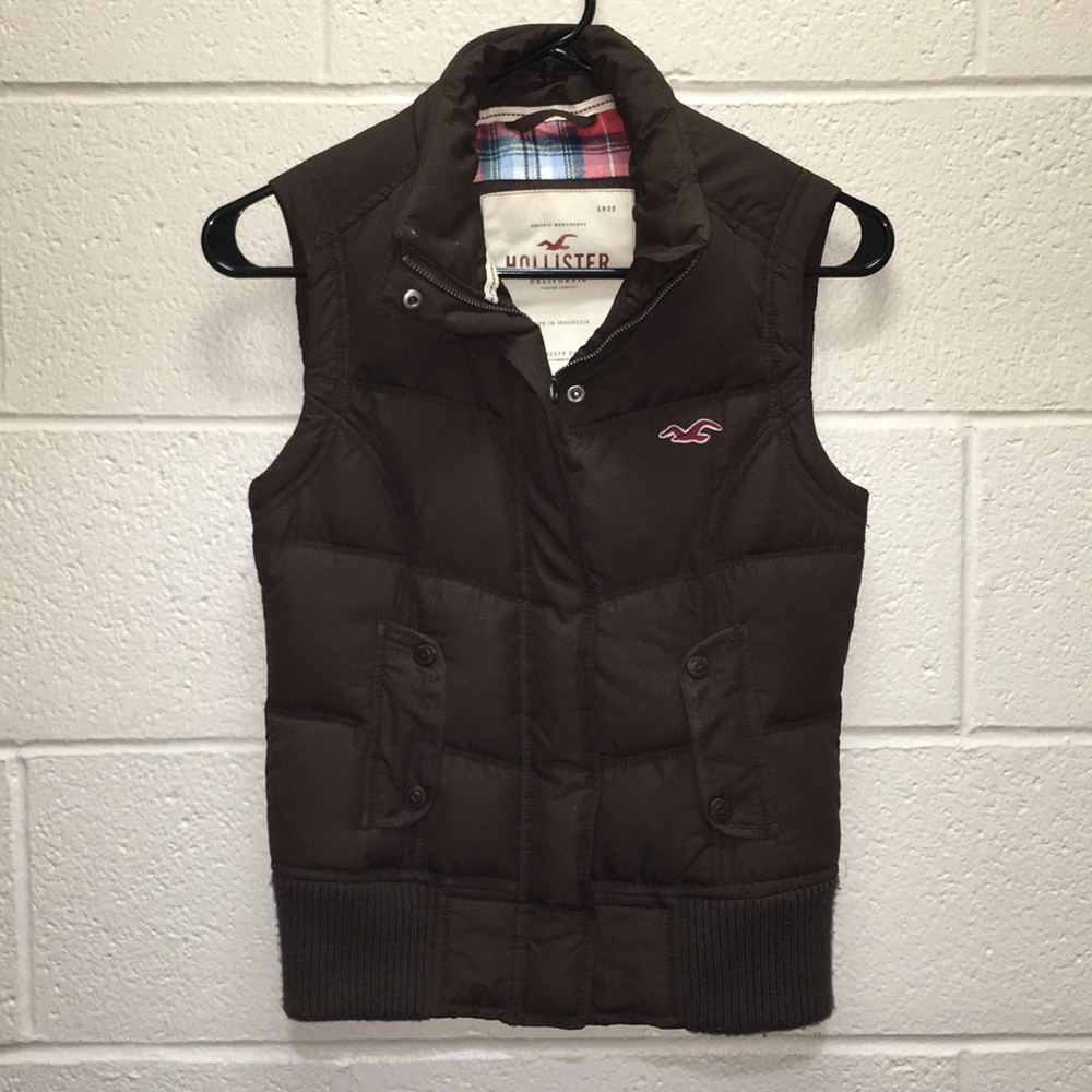 ! Hollister - Brown Down Puffer Vest